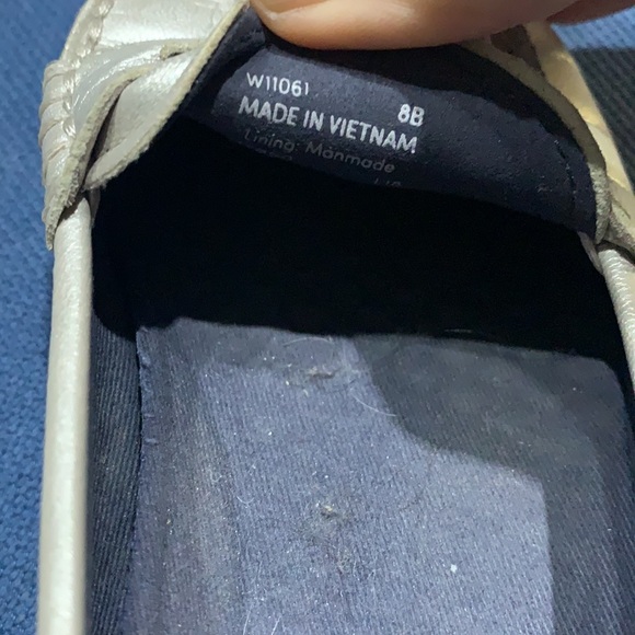 ❗️SALE❗️Cole Haan silver loafers size 8 - Picture 7 of 7